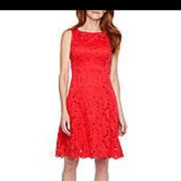 Red lace sequence dress - Picture 1 of 7